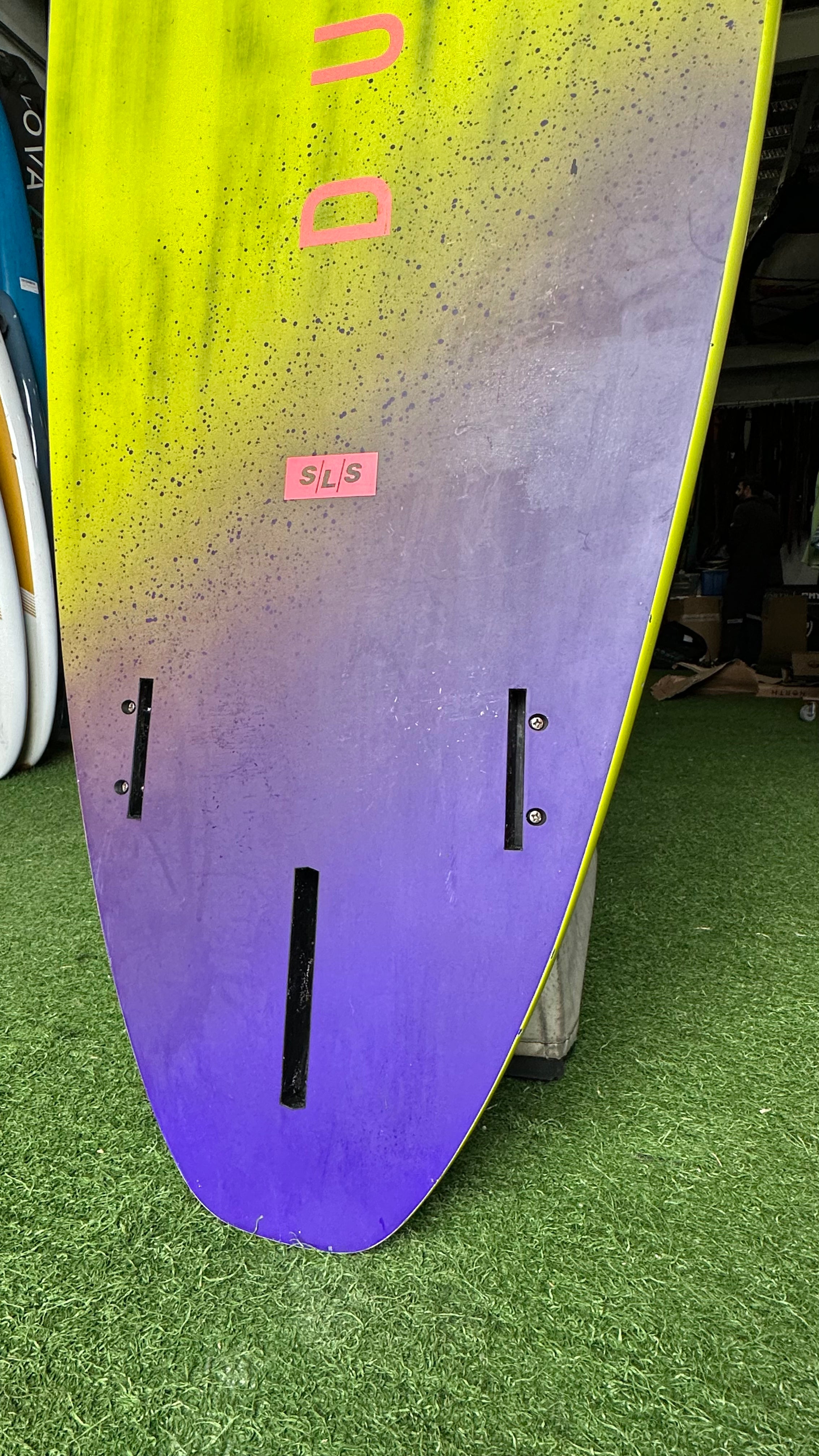 DUOTONE Ultra Freewave sls 94L Segunda Mano