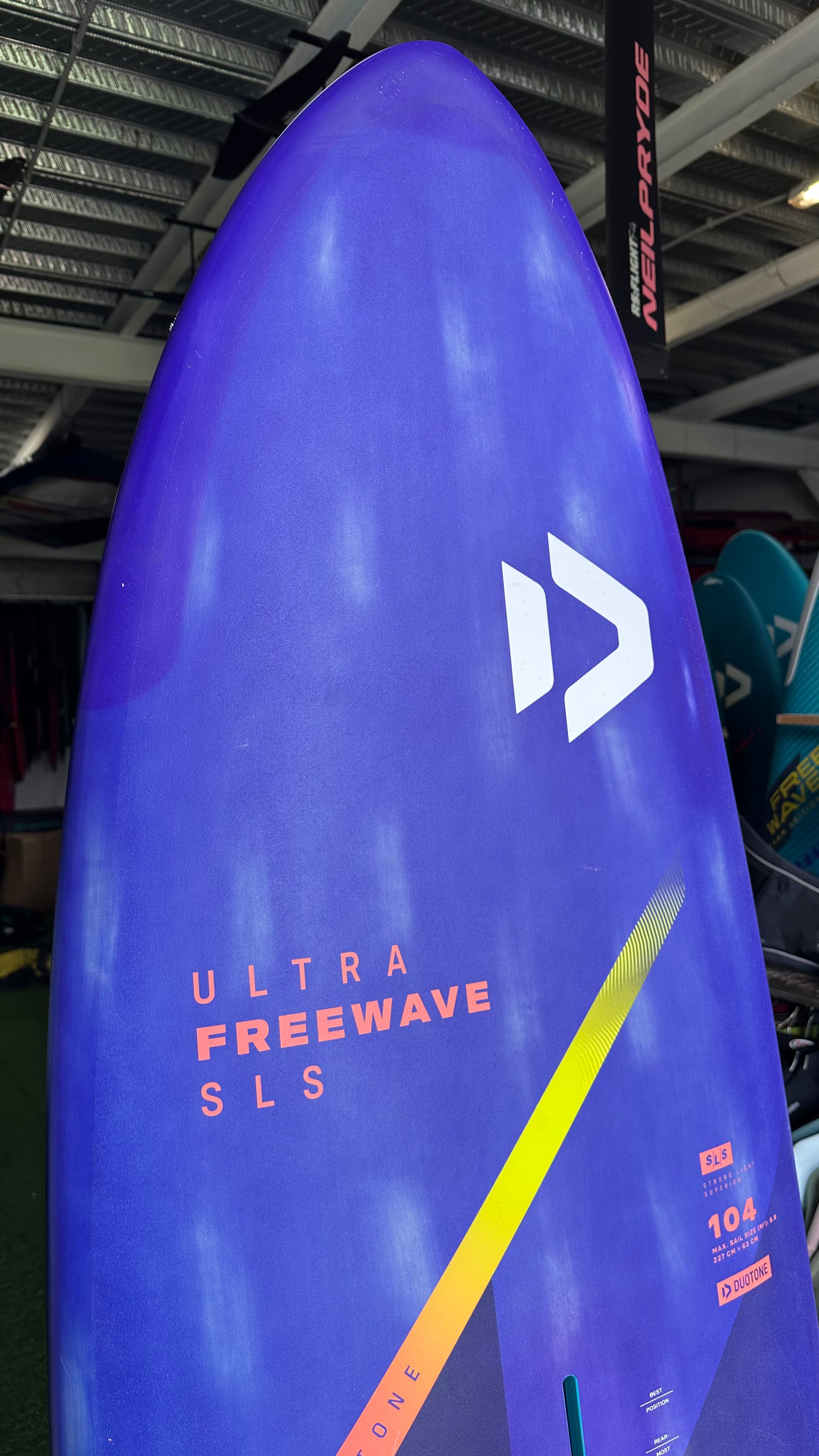 DUOTONE Ultra Freewave sls 104L Segunda Mano