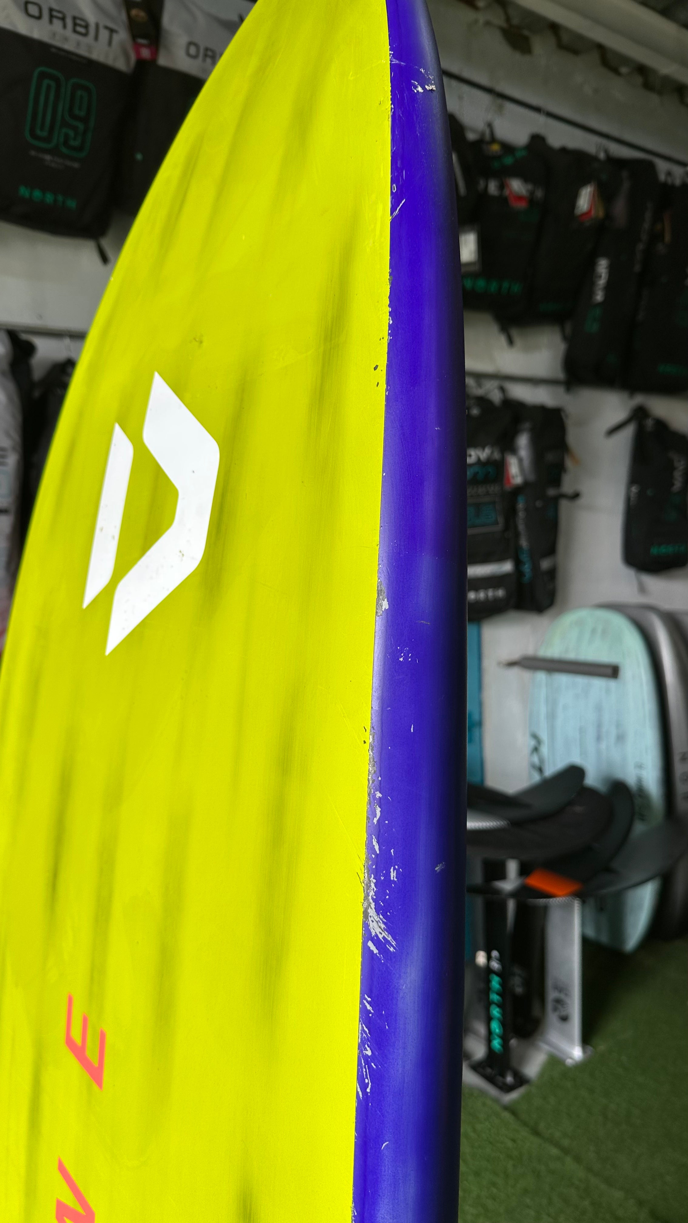 DUOTONE Ultra Freewave sls 104L Segunda Mano