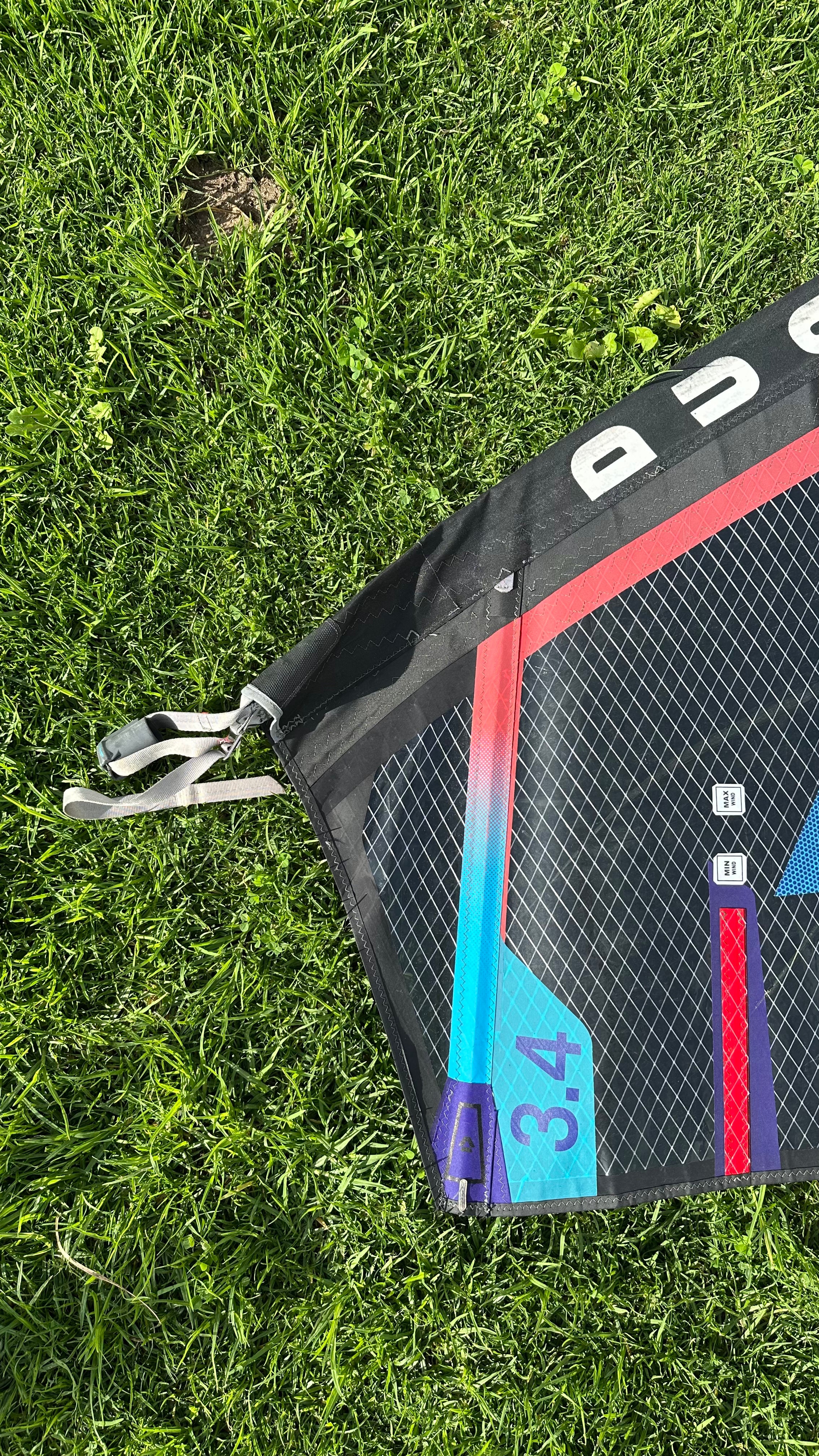 DUOTONE Super Hero HD 3.4 Segunda Mano