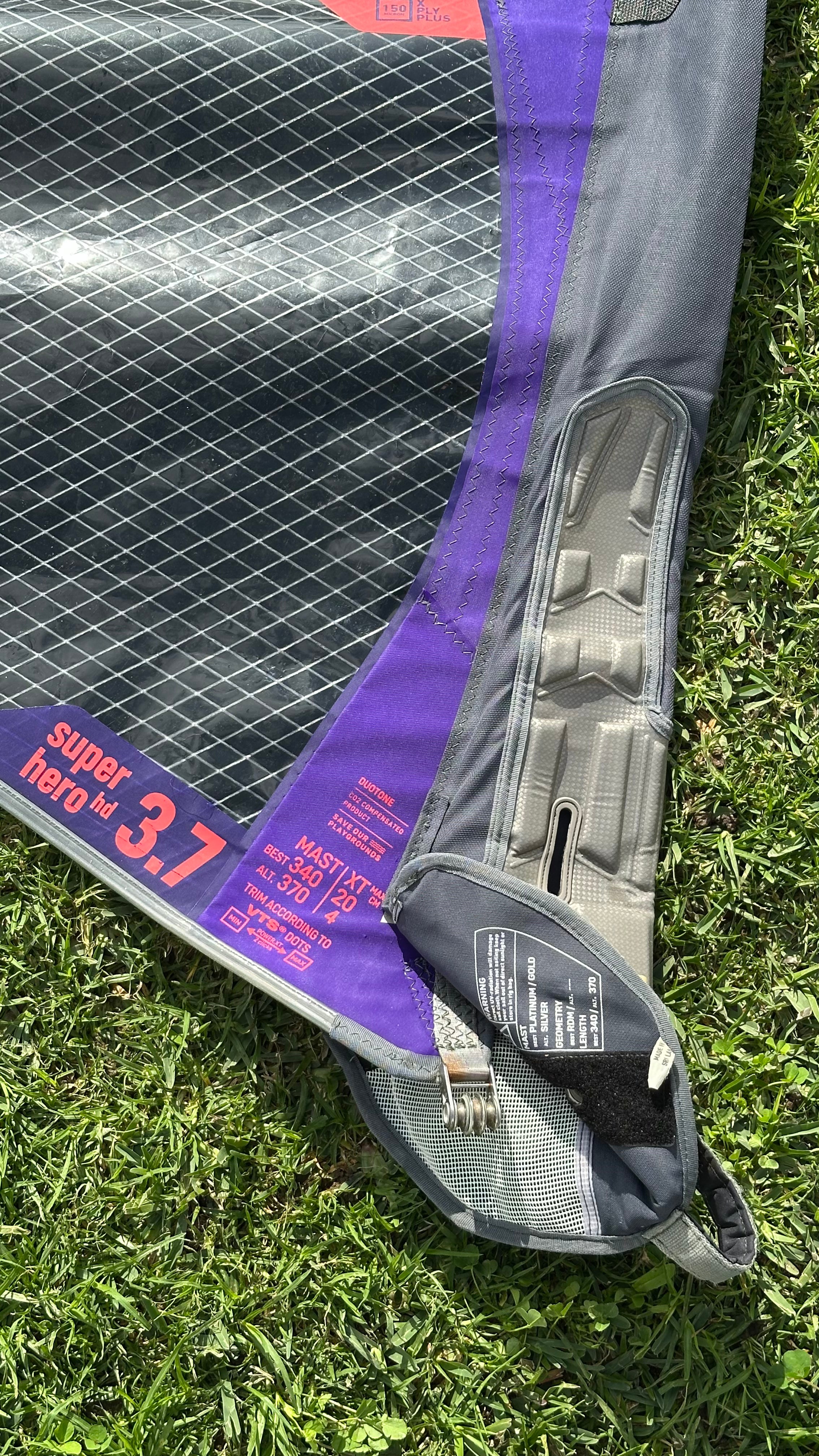 DUOTONE Super Hero HD 3.7 Segunda Mano