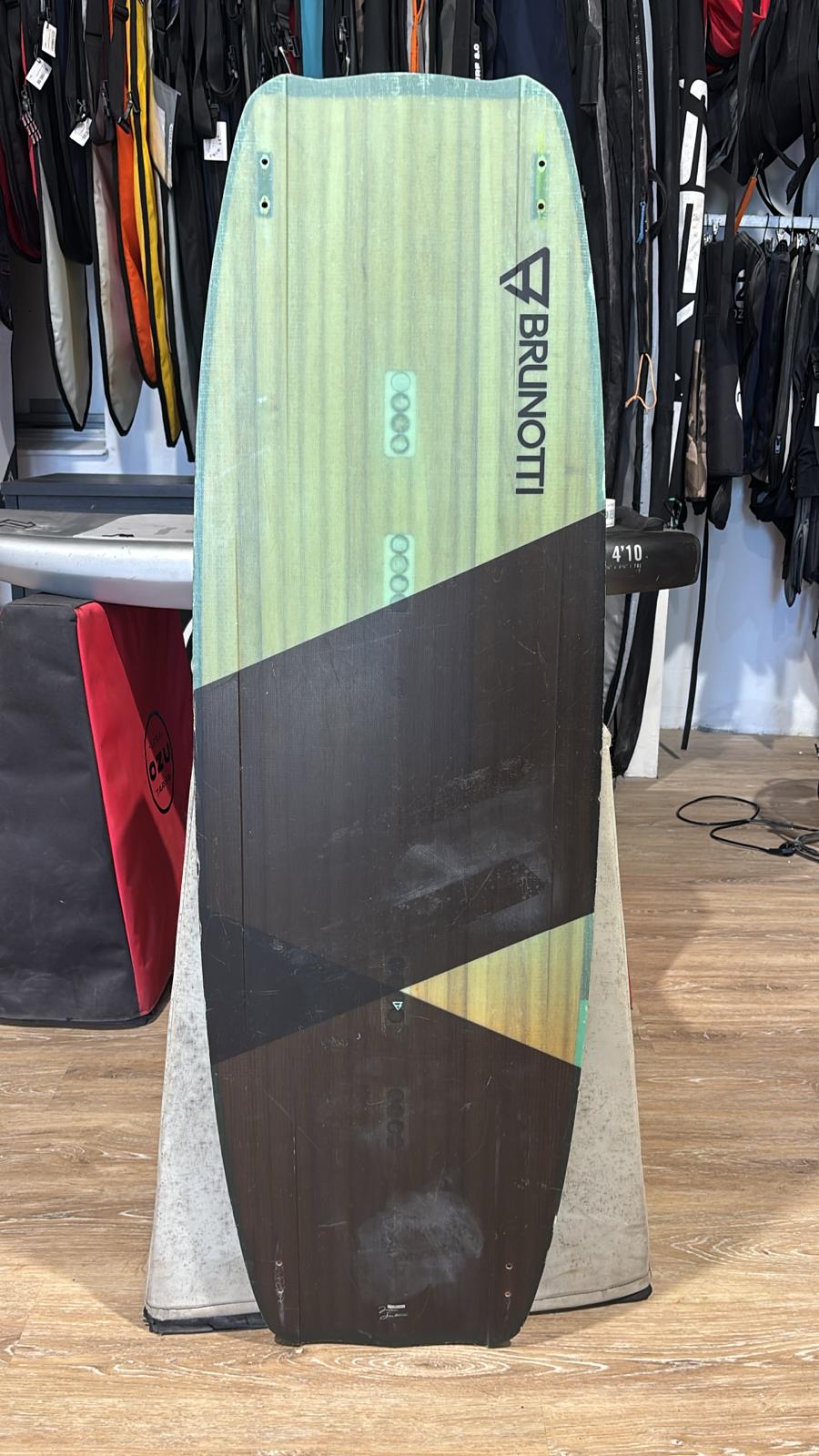 Tabla Kite Brunotti 136x40