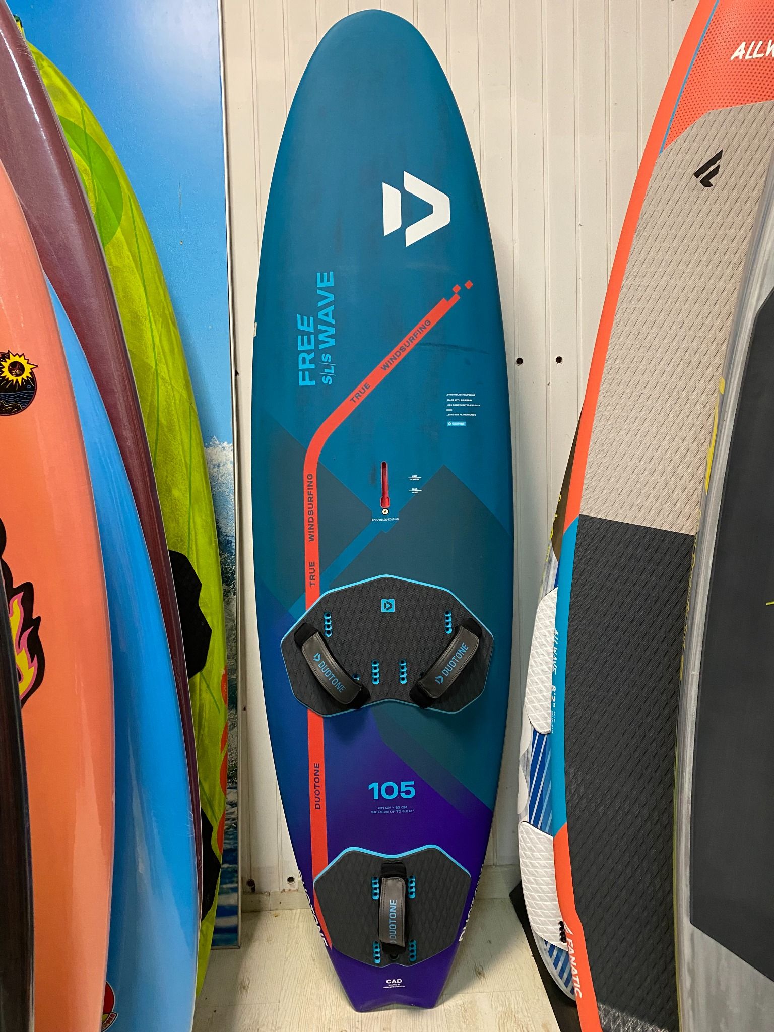 Duotone FREEWAVE SLS 105l Segunda Mano