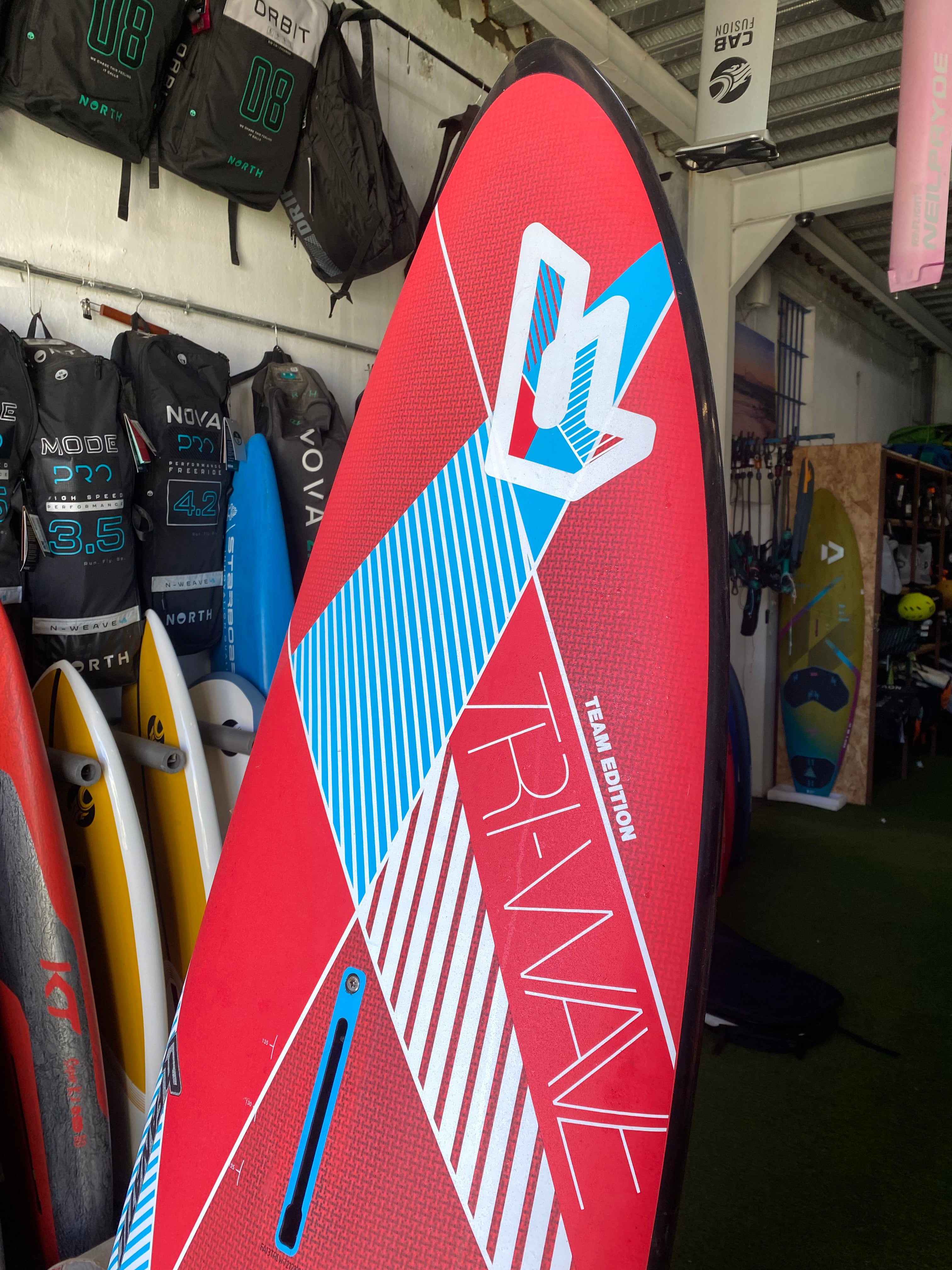 FANATIC tabla TRI-WAVE 72lt Segunda Mano