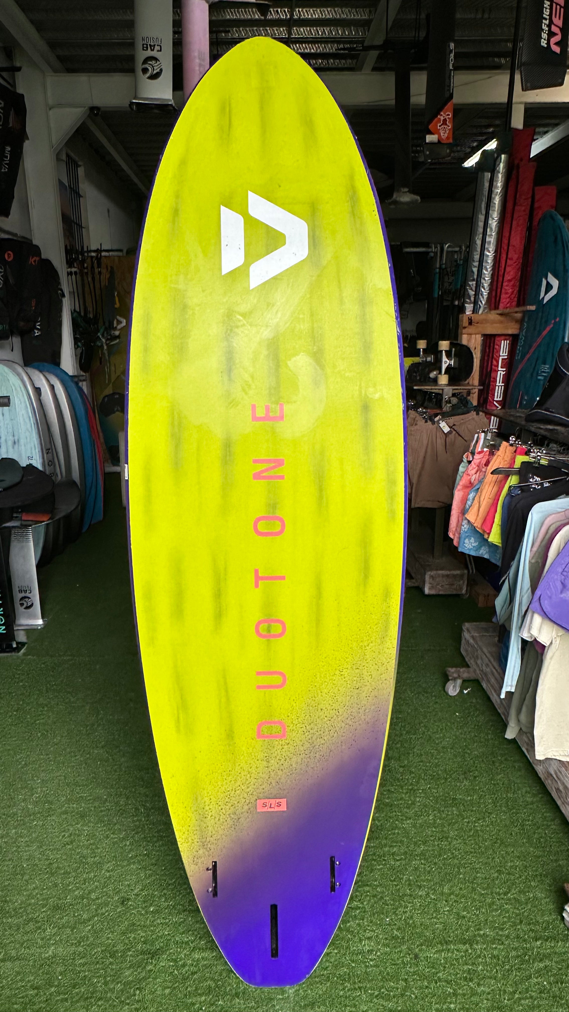 DUOTONE Ultra Freewave sls 104L Segunda Mano