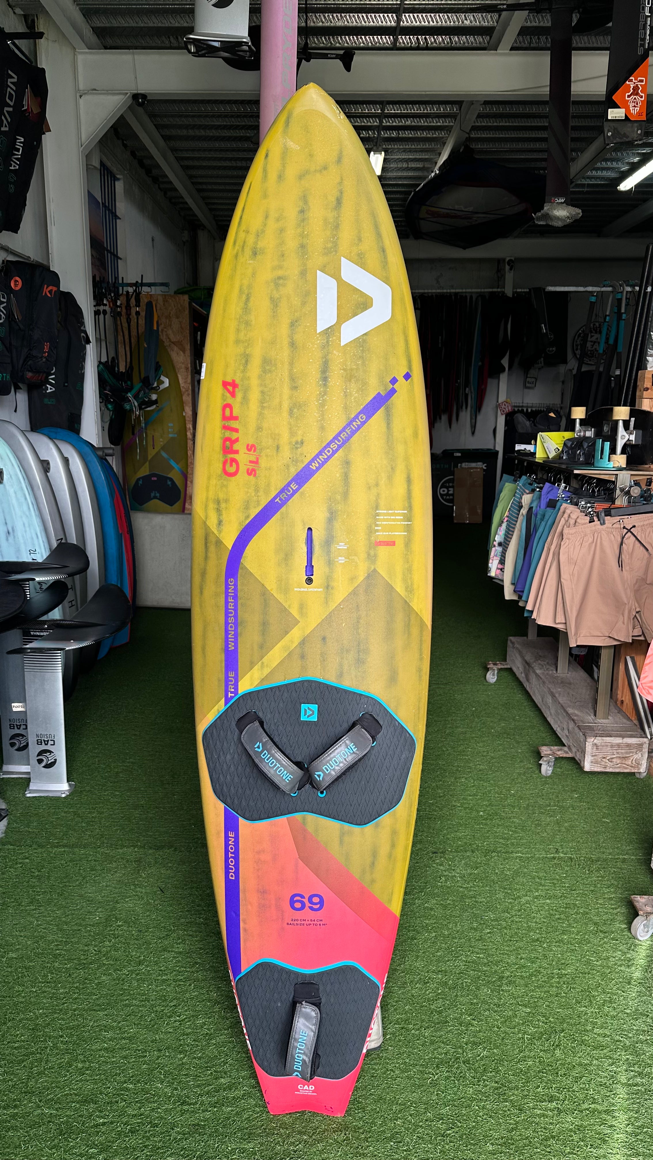 DUOTONE Grip 3 SLS 69l Segunda Mano