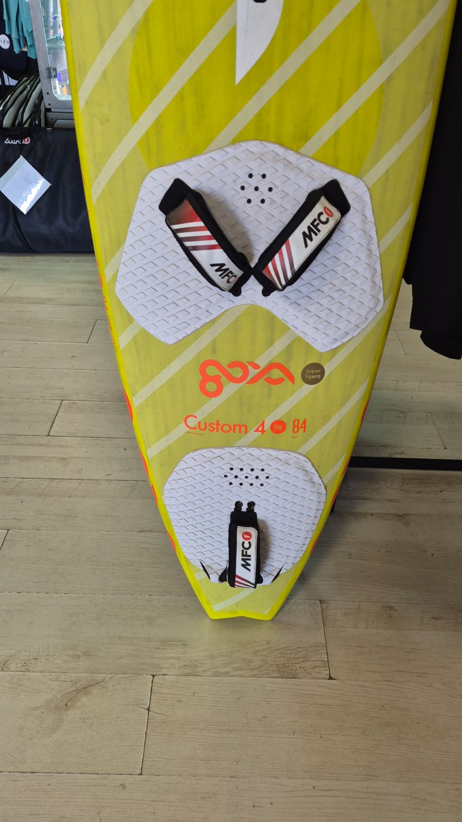 Goya Custom 4 PRO Carbon 84lt Segunda Mano