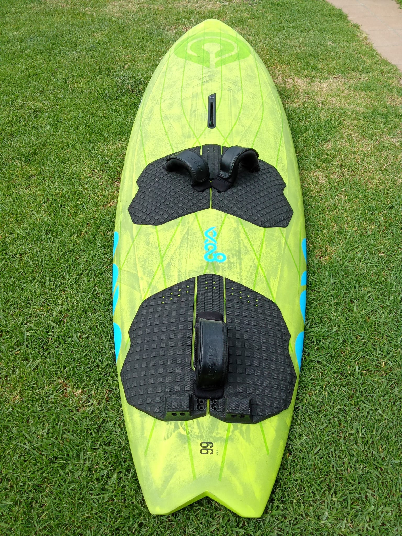 Goya Custom Thruster 4 Pro Carbon 99L