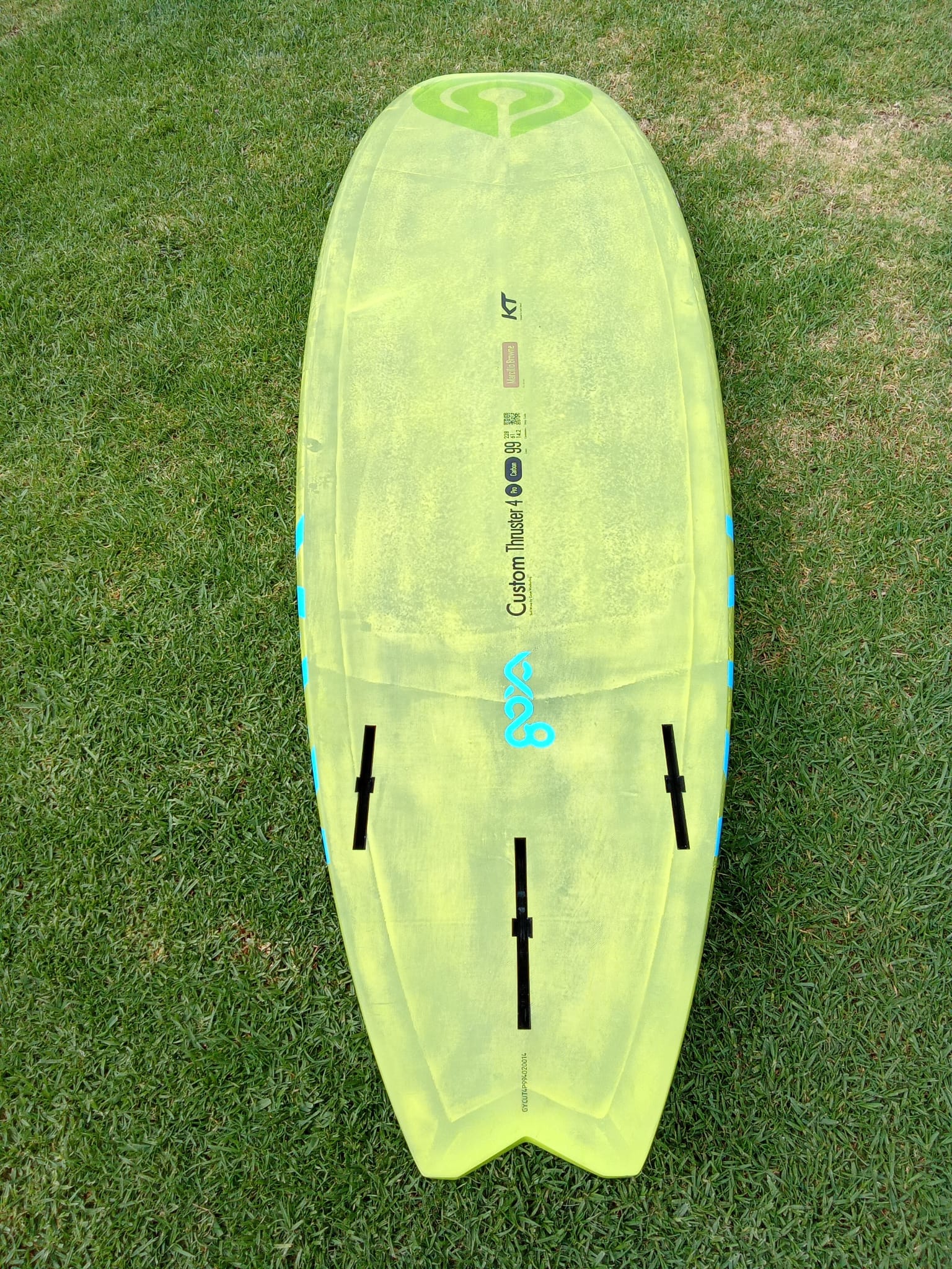 Goya Custom Thruster 4 Pro Carbon 99L