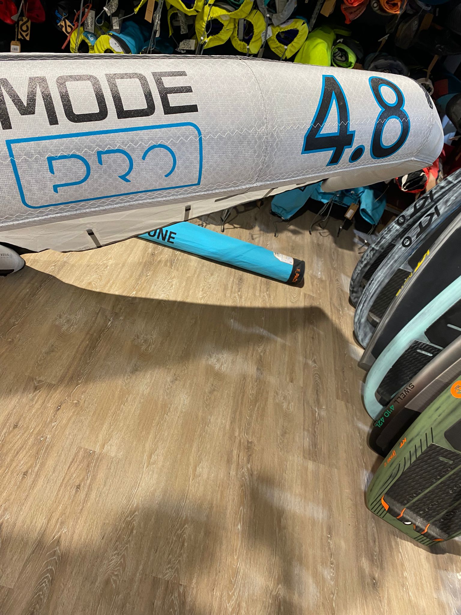 Mode PRO 4.8 2025 con botavara
