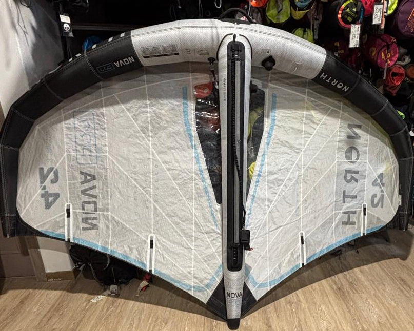 Wing Nova PRO 4.2 2025 con botavara
