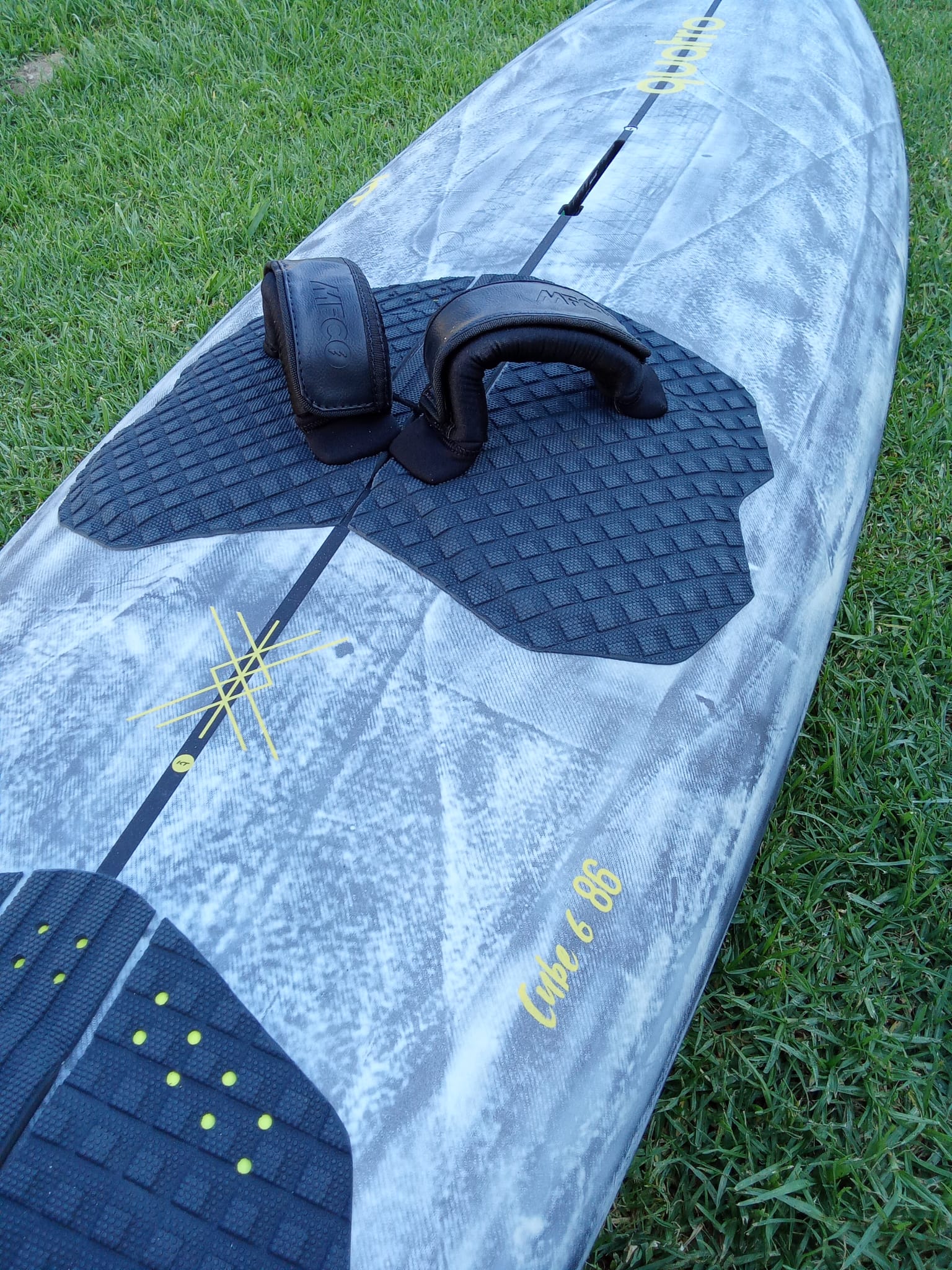 KT Quatro Cube 6 86L