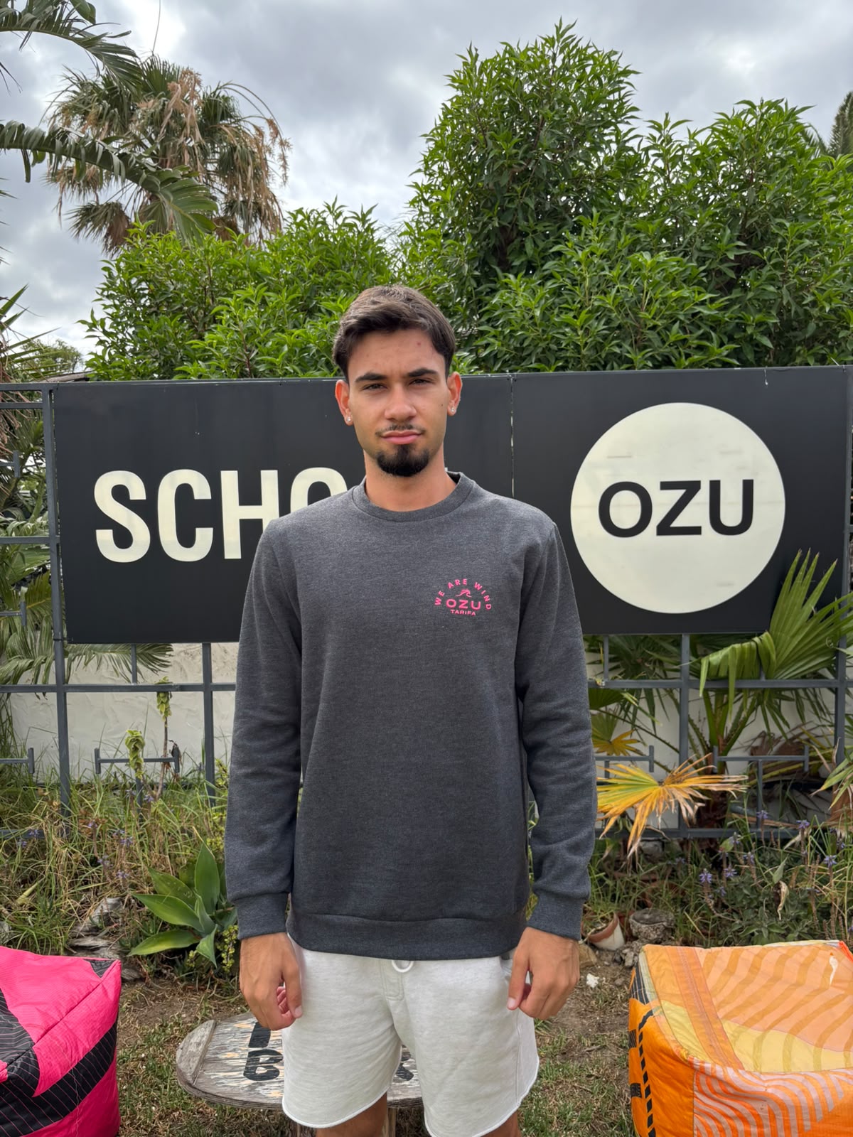 Ozu Crew Neck Basic