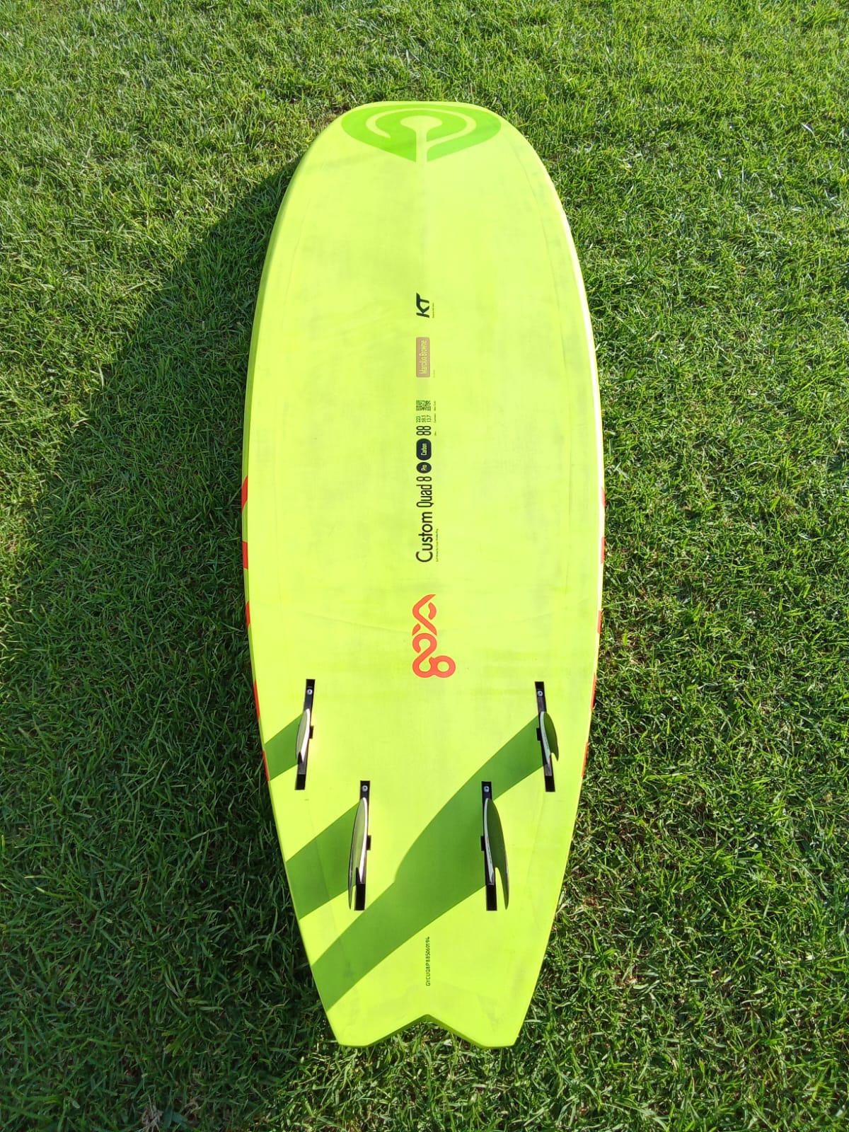 Custom quad 8 pro carbon 88L